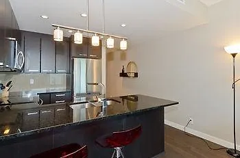 Appartamento Executive Suites By Roseman - Keynote YYC Canada