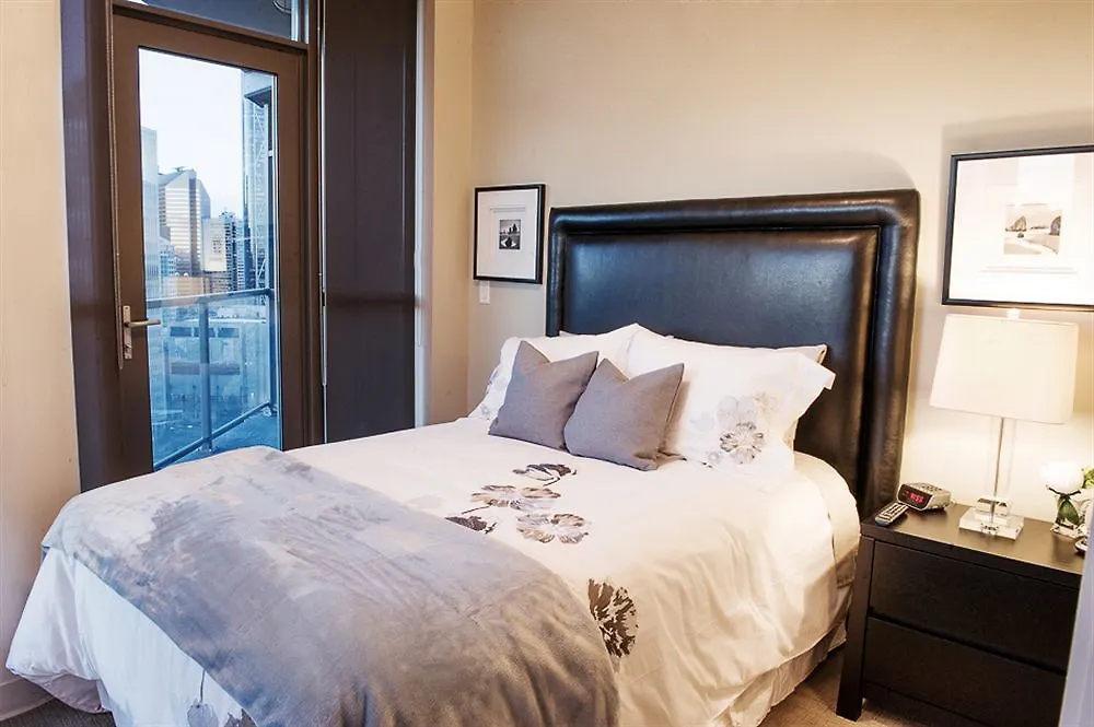 Executive Suites By Roseman - Keynote YYC 0*,  Canada