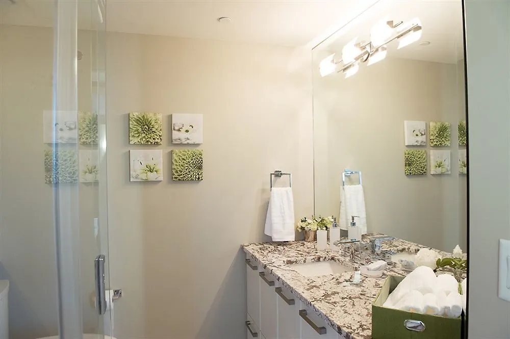 Appartamento Executive Suites By Roseman - Keynote YYC Canada