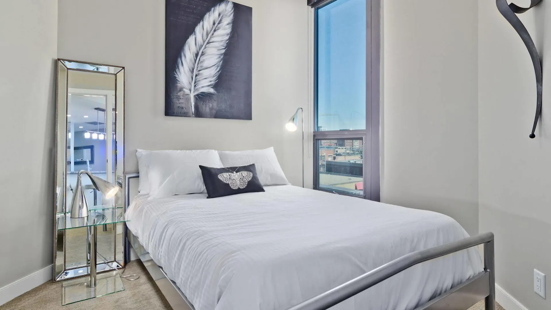 Appartamento Executive Suites By Roseman - Keynote YYC