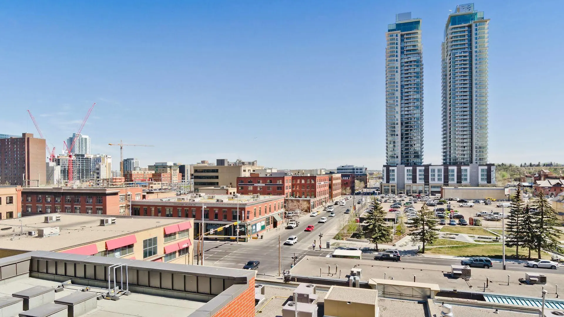 Appartamento Executive Suites By Roseman - Keynote YYC Canada