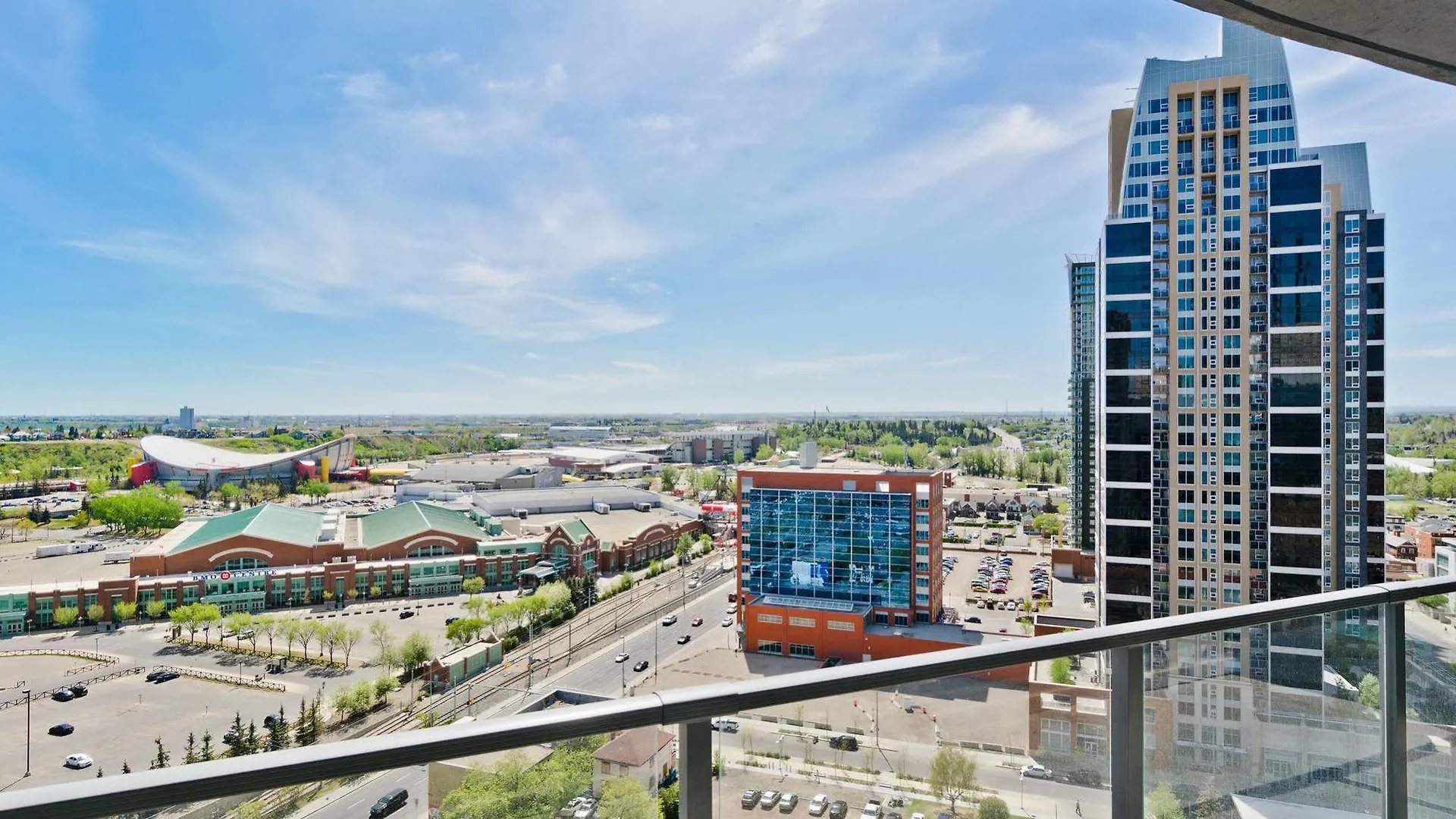 Executive Suites By Roseman - Keynote YYC